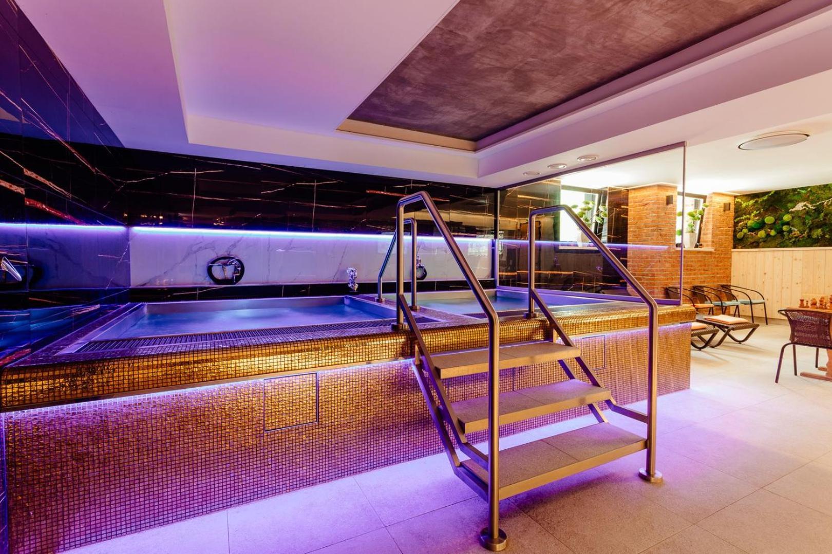 Wellness Rezort Janosikov Dvor Зазрива Экстерьер фото